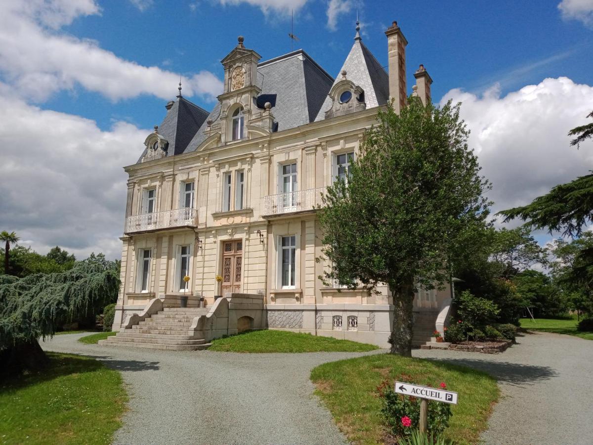 Vila Chateau Du Breuil Beaulieu-sur-Layon Exteriér fotografie